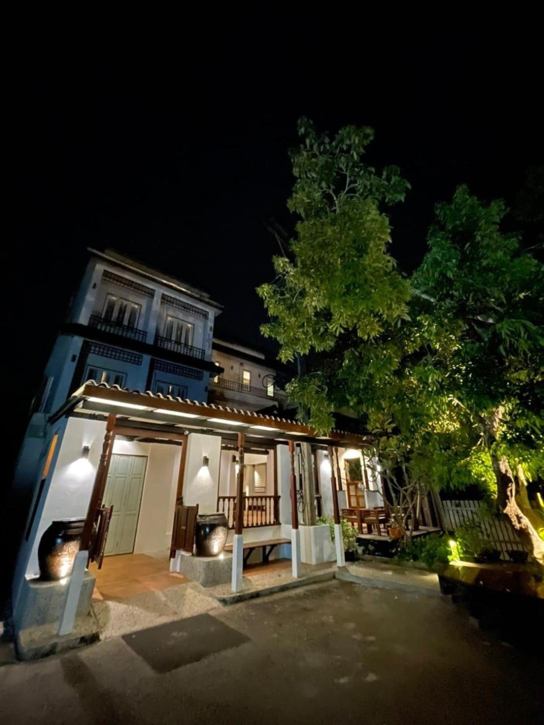 Thanicha Resort Amphawa Samut Songkhram Exterior photo